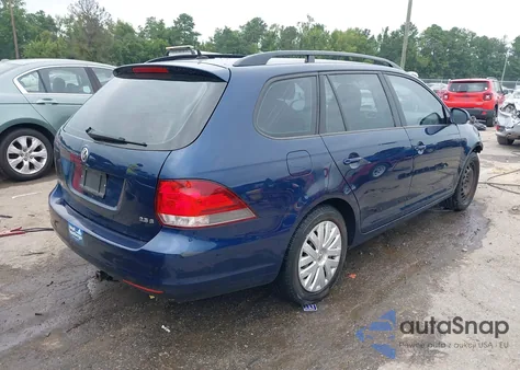 2012 Volkswagen Jetta Sportwagen 2.5L S z USA, uszkodzony, nr VIN 3VWKX7AJ7CM681938